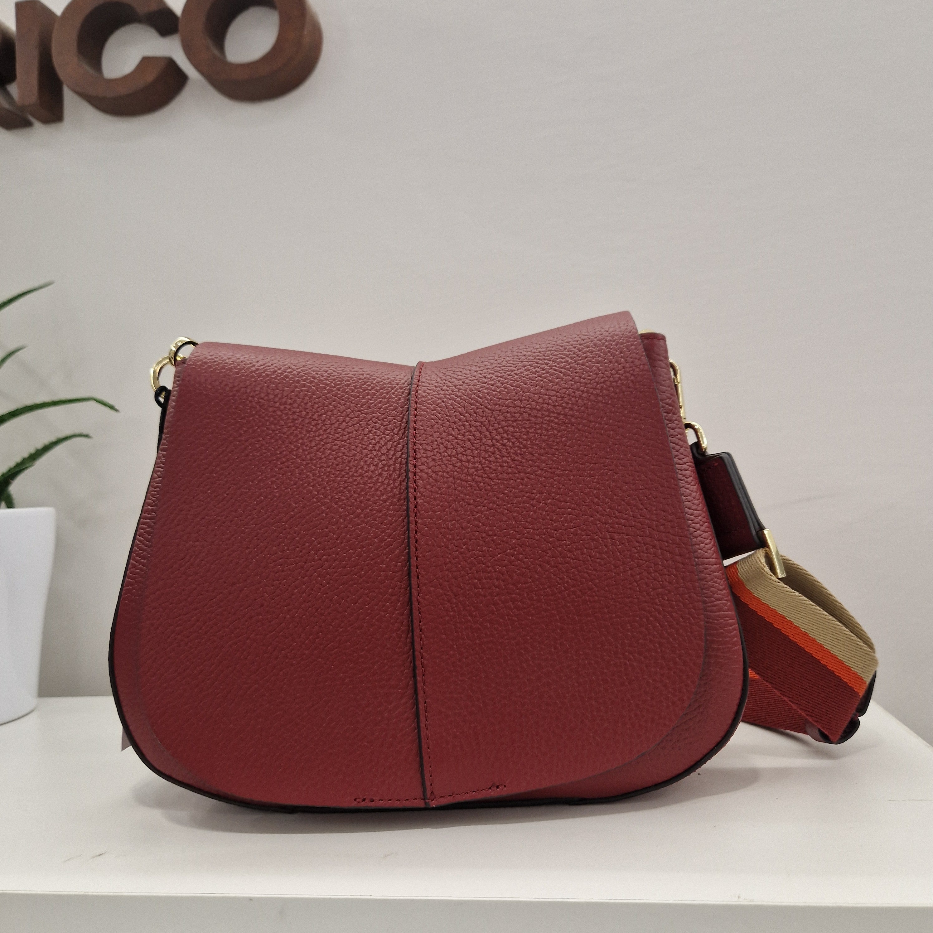 Gianni Chiarini borsa linea Helena Raund rosa cipria formato medio bordò