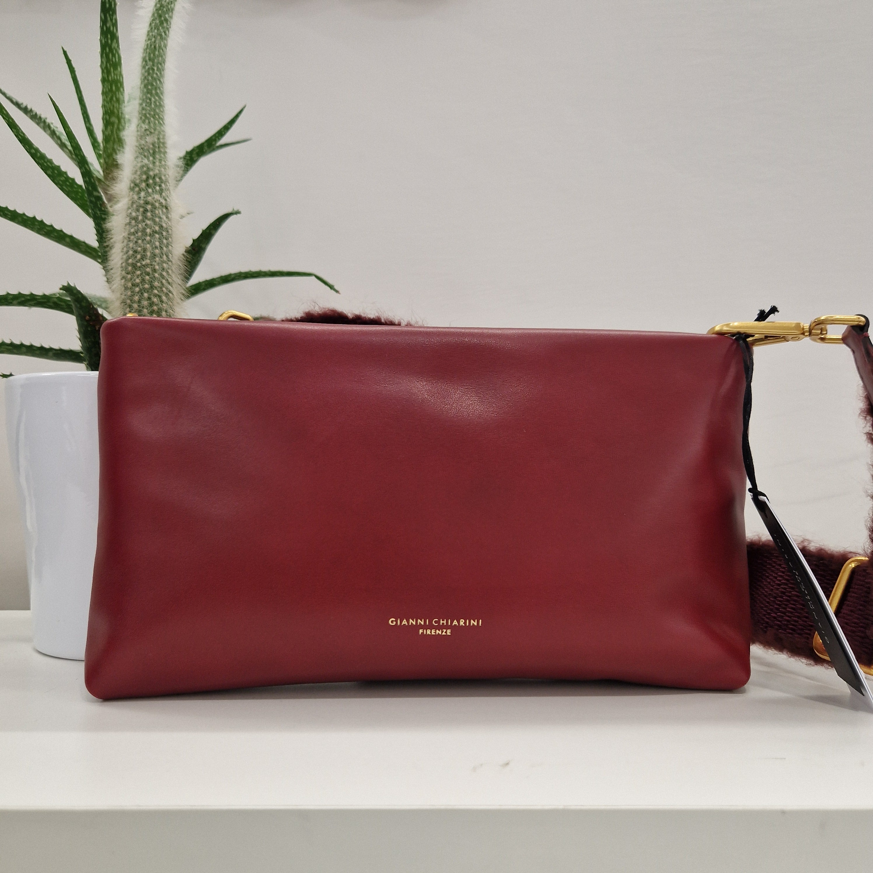 Gianni Chiarini bag line NINA burgundy